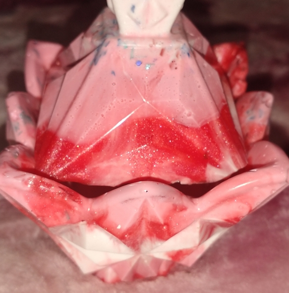 Handcrafted Valentine's jewelry trinket - Picture 6 of 11